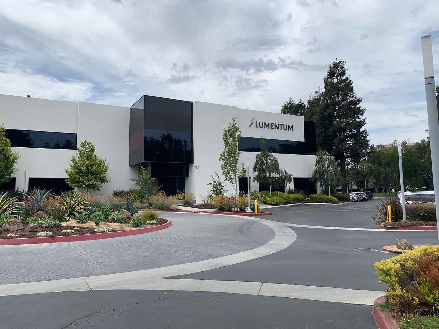 What is the best window film for offices in Milpitas? Ask ClimatePro. We installed 3M Prestige Exterior Window Film in this office in Milpitas, CA.