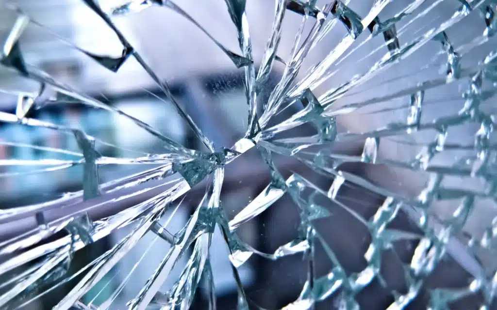Broken Glass 1920x1200 1024x640 1