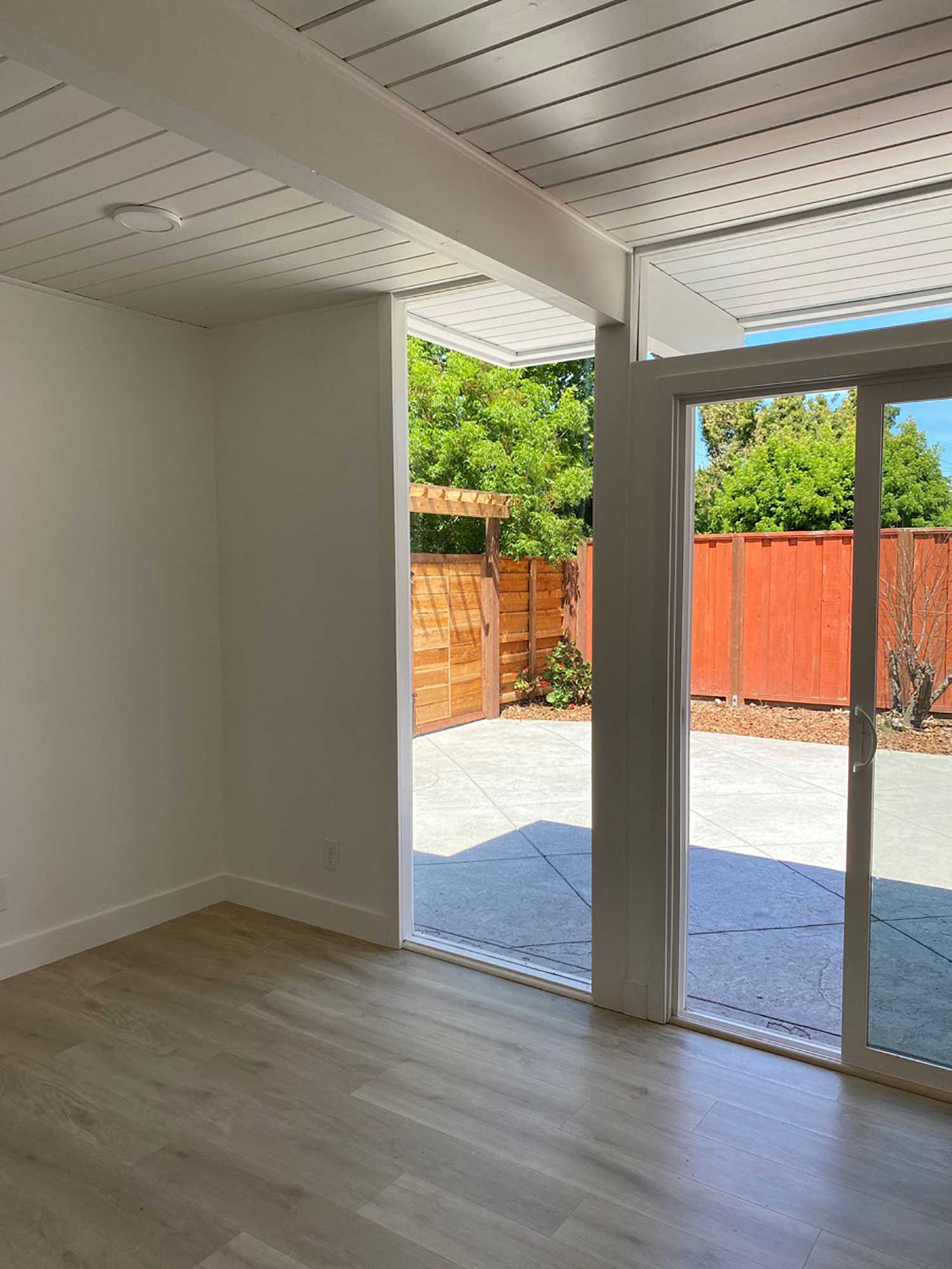 ClimatePro installed 3M Safety Film on this Eichler Home in San Jose.