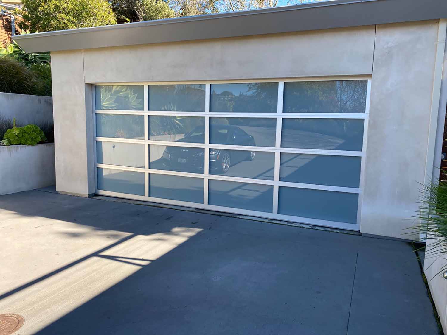 ClimatePro Installs 3M Security Film in A Tiburon Garage