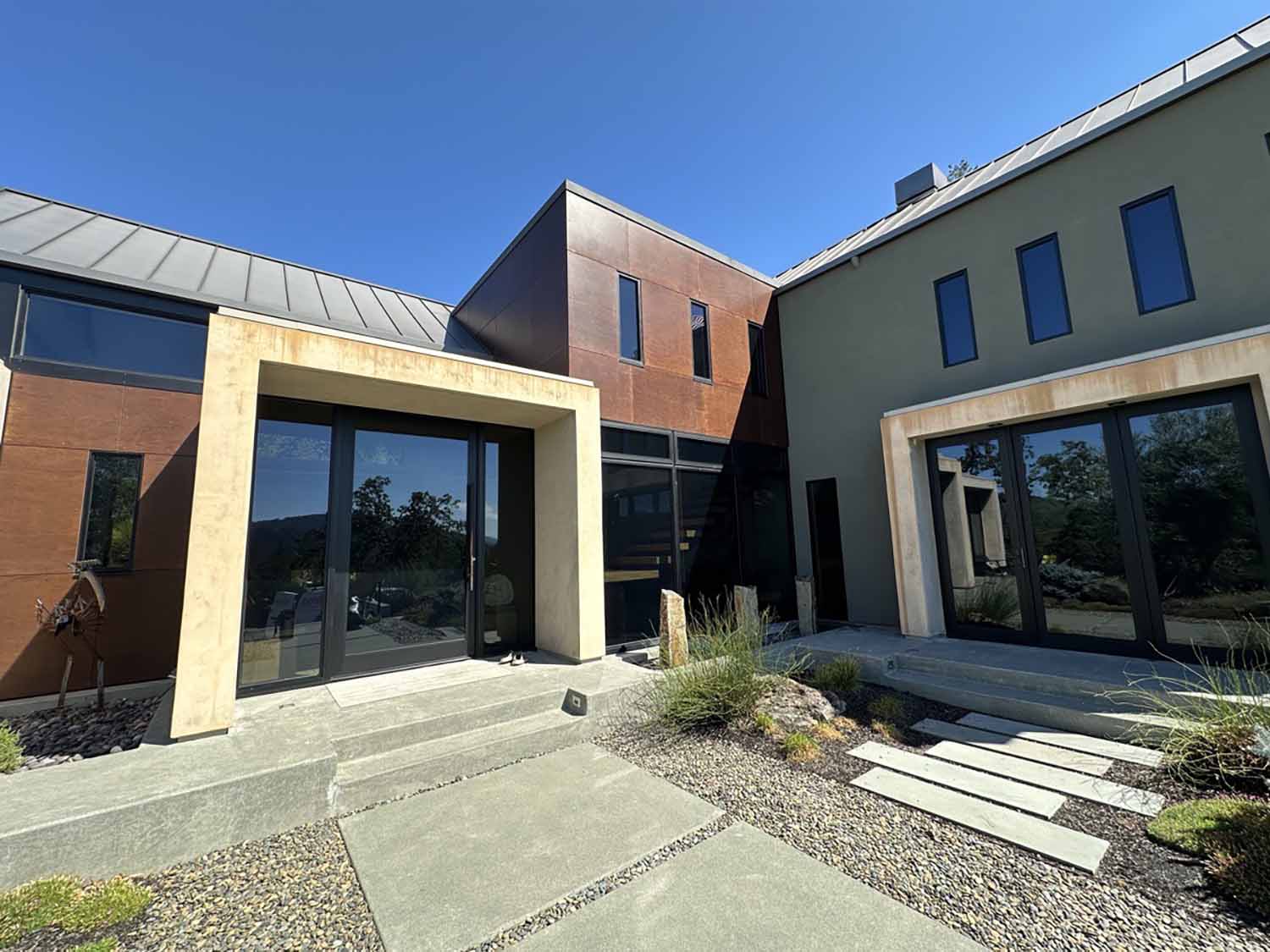 ClimatePro Installs 3M Sun Control Window Tint for Cloverdale, CA Homes