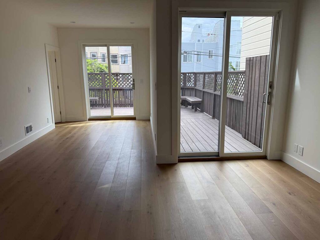 3M Night Vision window film helps reduce harsh sunlight in this San Francisco home while maintaining a clear, modern look and preserving natural light.