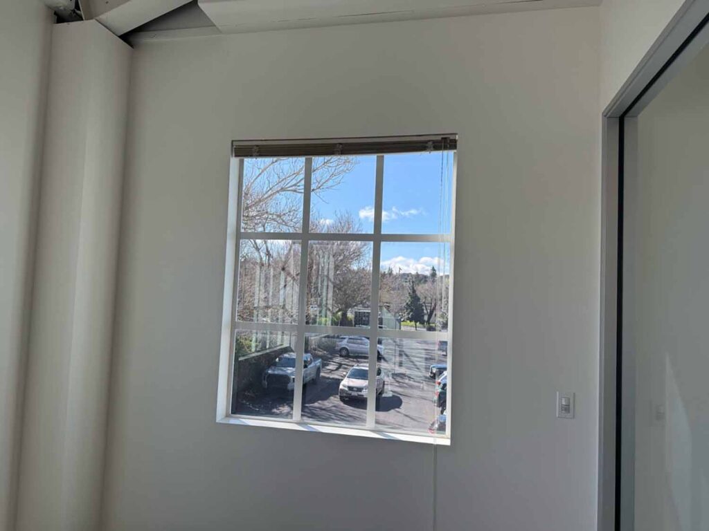 Natural daylight remains one of an office's best assets. With 3M Prestige 70, this Petaluma business improved solar heat rejection without sacrificing the bright, open workspace employees enjoy every day.