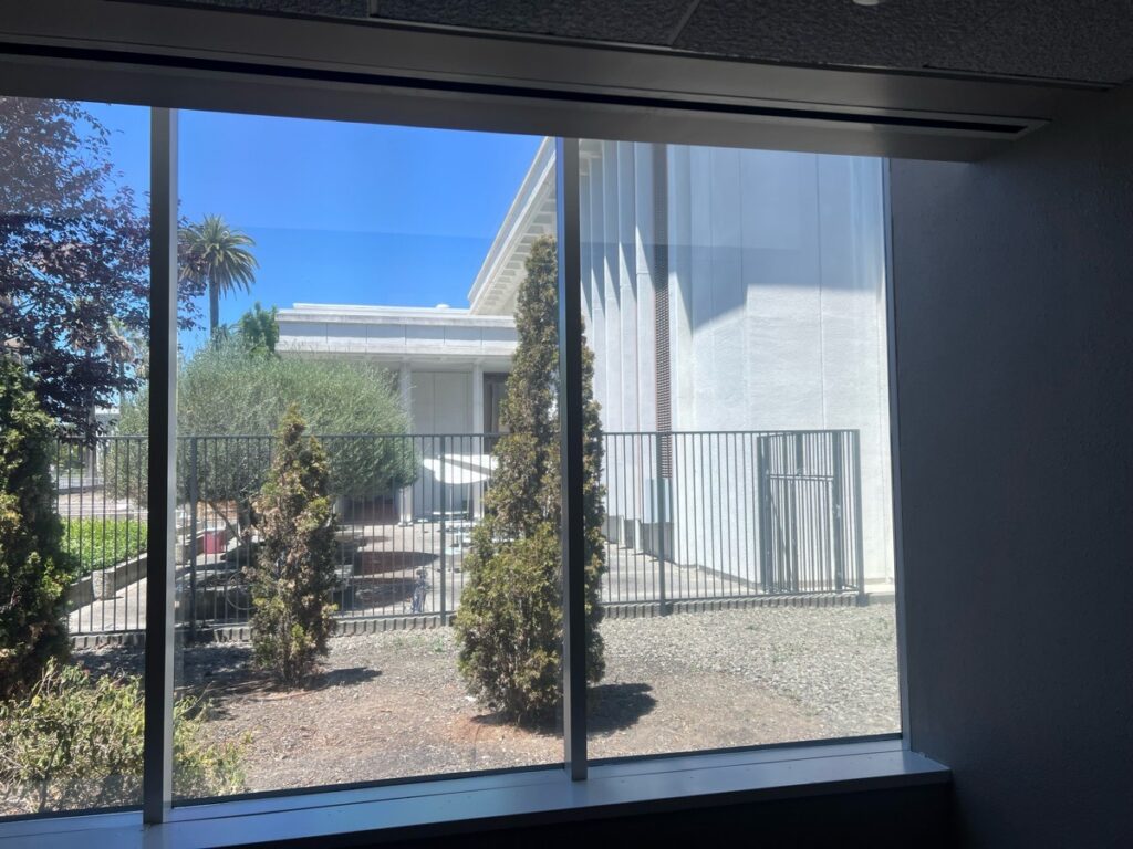 Clear views, reduced glare, and maximum heat rejection for the team at the Solano County Sheriff’s Office. Upgrade your commercial space with professional sun control solutions that work behind the scenes every day.